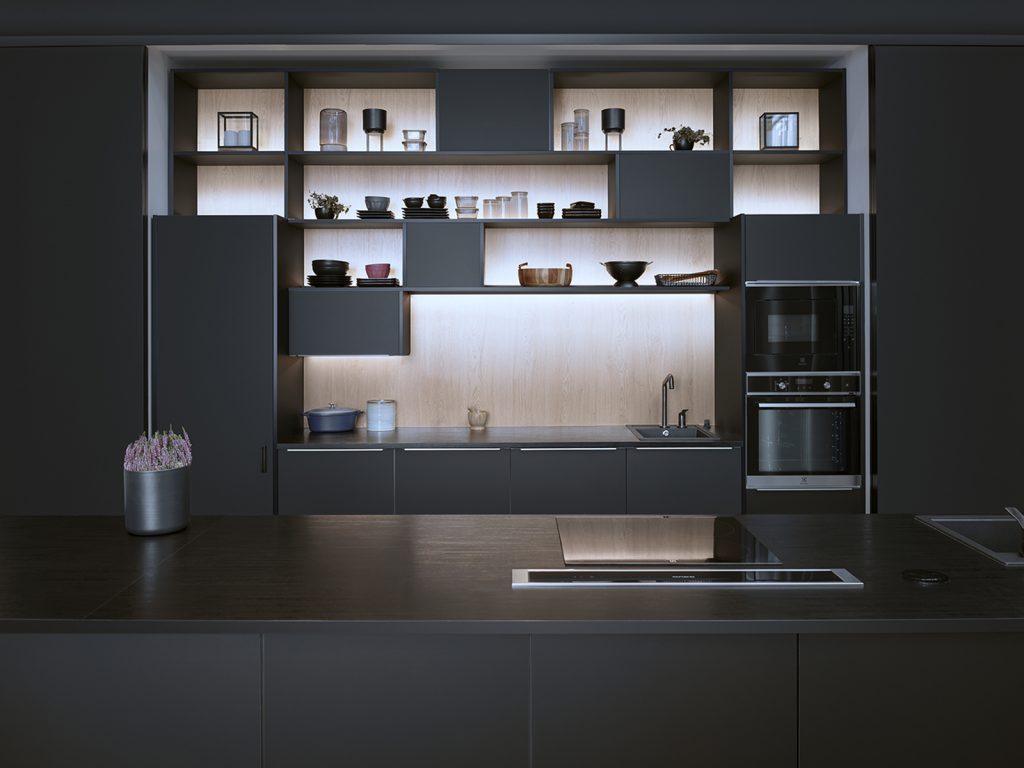 Savo iLED profile lights and T-93 cooktop extractor to K-Kampus media kitchen