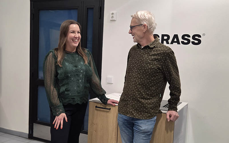 Savo perheyrityksen isä ja tytär.