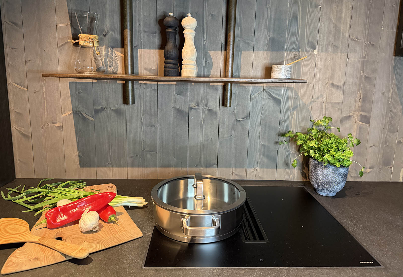 Suomessa suunniteltu Savo Nero -tasoliesituuletin on osoittautunut nopeaksi ja tehokkaaksi